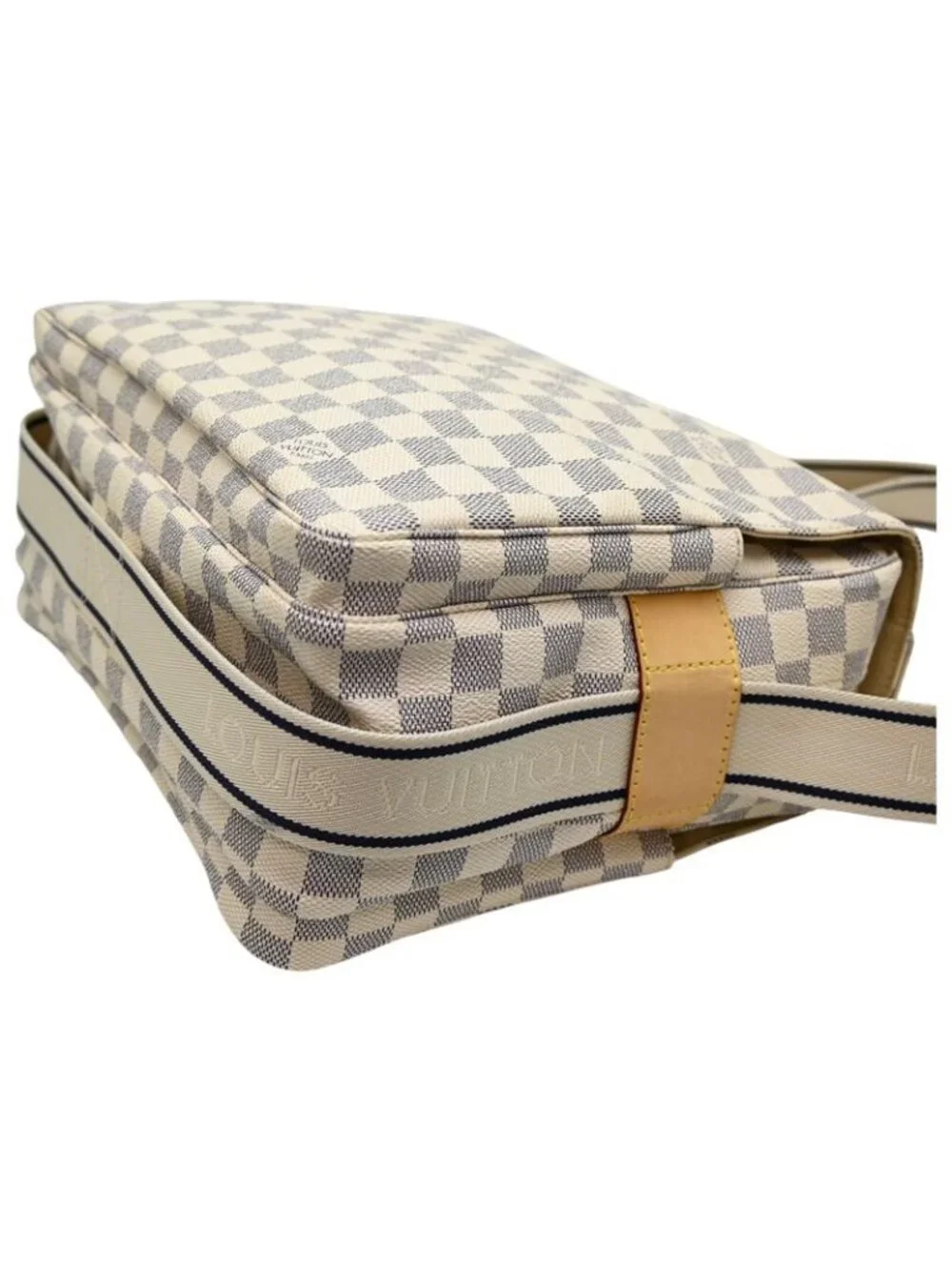 Louis Vuitton Shoulder Bag